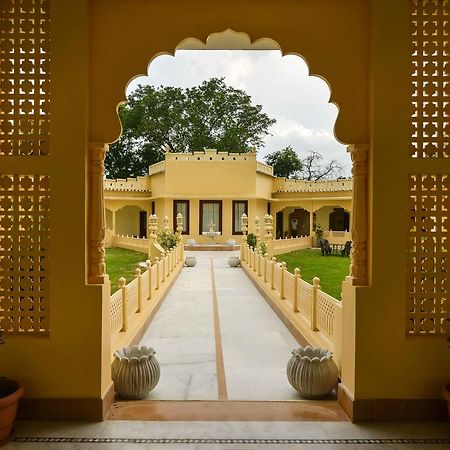 Syna Heritage Hotel Khajuraho Exterior photo