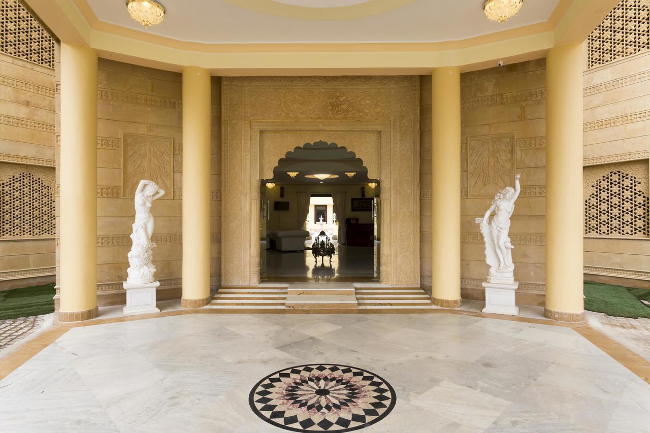 Syna Heritage Hotel Khajuraho Exterior photo