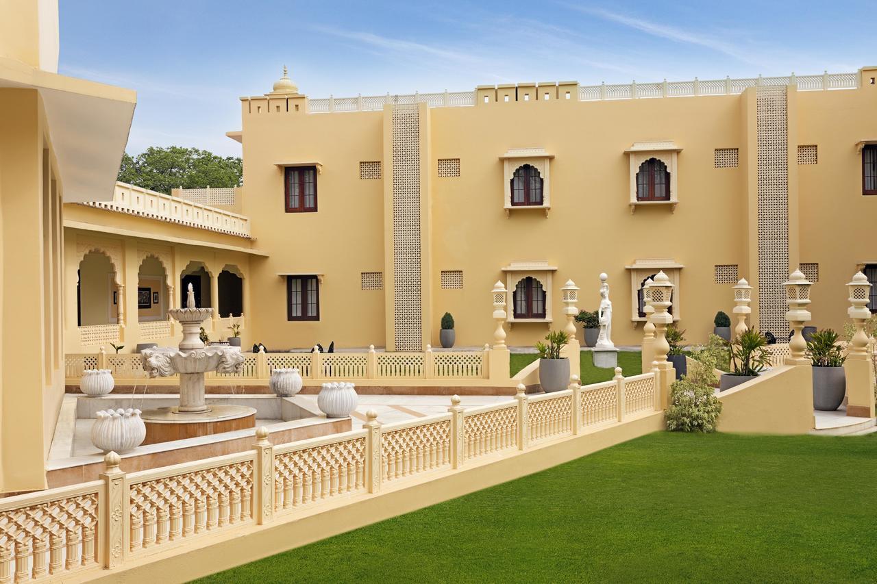 Syna Heritage Hotel Khajuraho Exterior photo